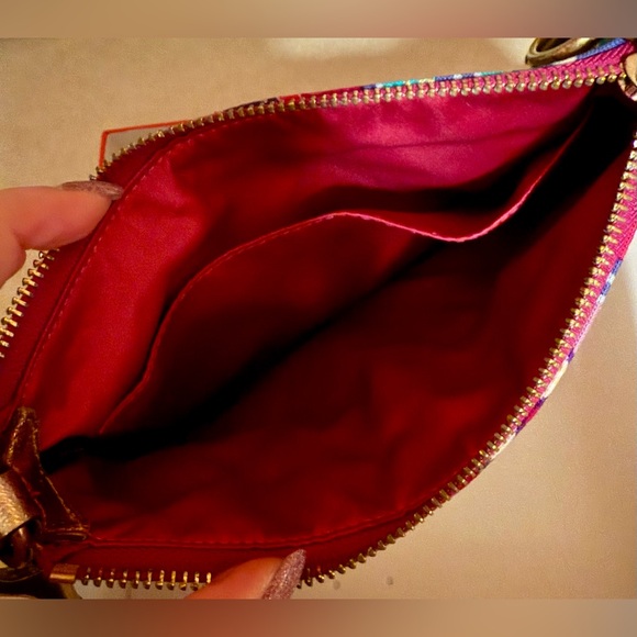 Coach Poppy Pop C Graffiti Signature Glam Bag Collectible Like New - Picture 8 of 9